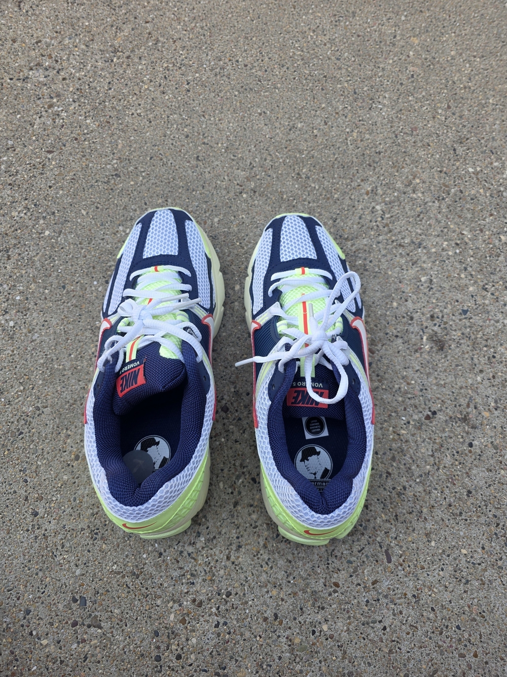 Nike Zoom Vomero 5 sneakers Men 7 Women 8.5 (40) - Picture 7 of 12